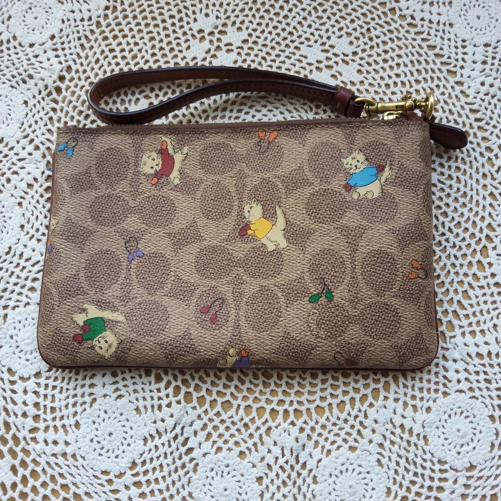 Coach Beige Signature Coated Canvas Cat Mittens Zip Long Wristlet Pouch - Picture 2 of 8